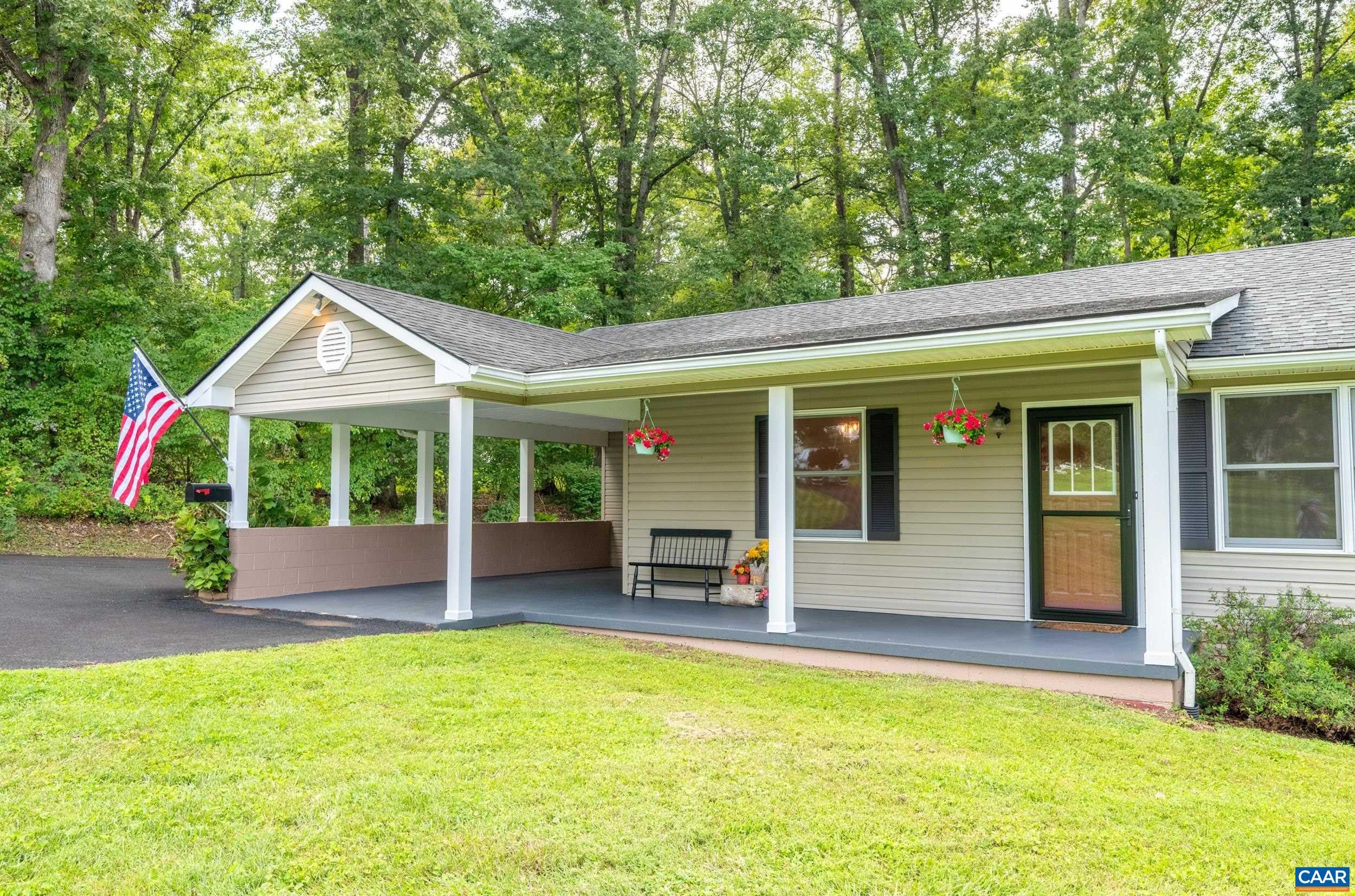 582 MILLER SCHOOL RD