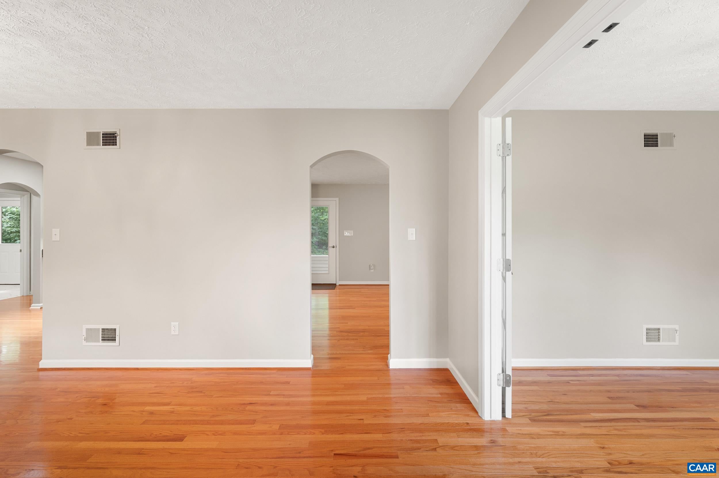 582 MILLER SCHOOL RD