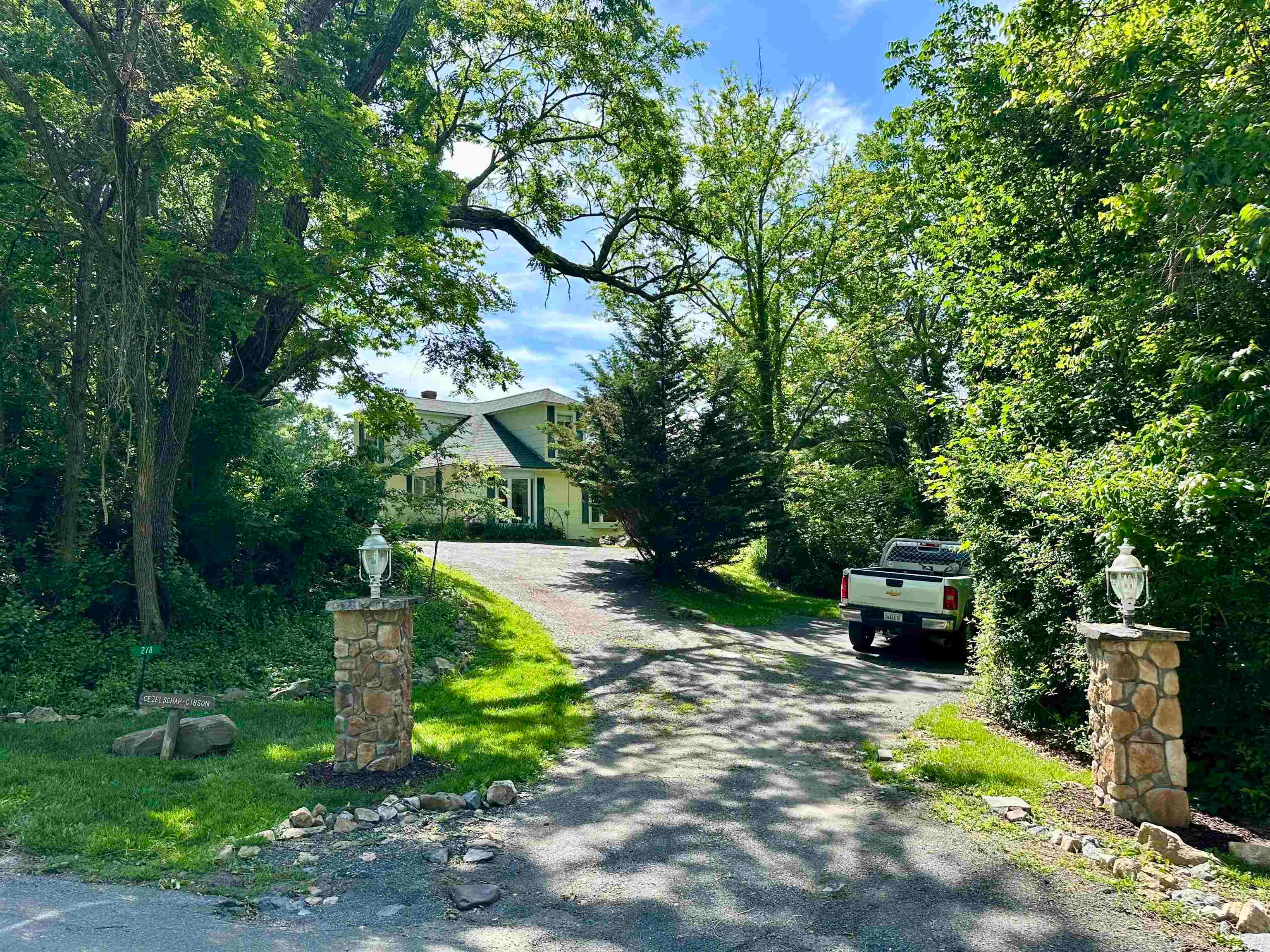 278 PAUL SIPLE DR