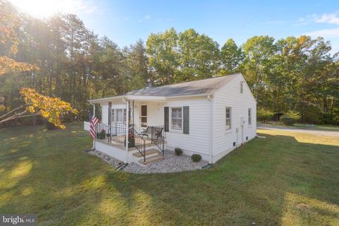 Photo of 18714 Monrovia Rd, Orange, VA 22960 (MLS # VAOR2012536)