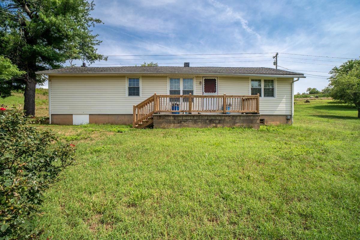 11261 Norwood Rd, Wingina, VA, 24599
