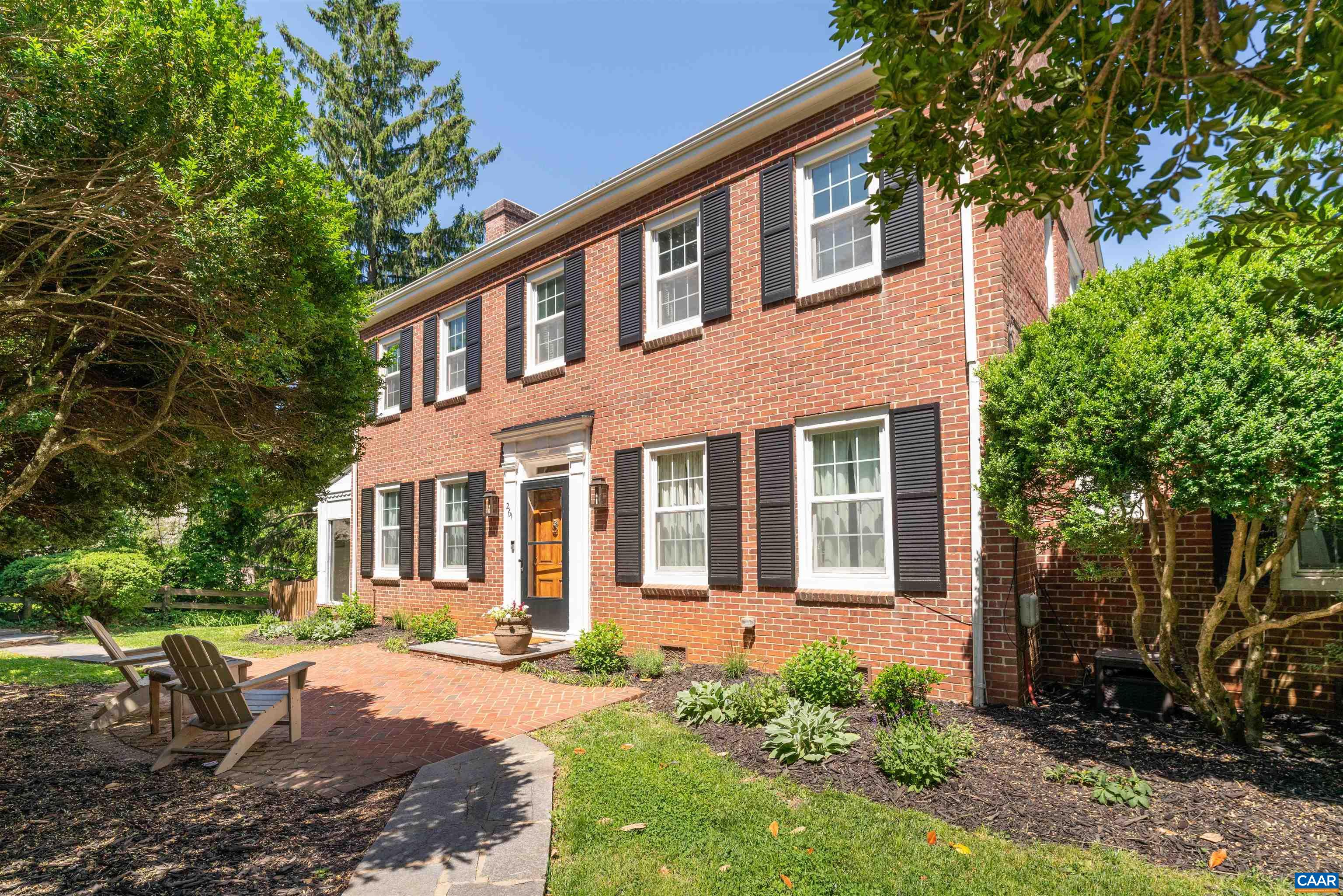 261 BLUE RIDGE DR