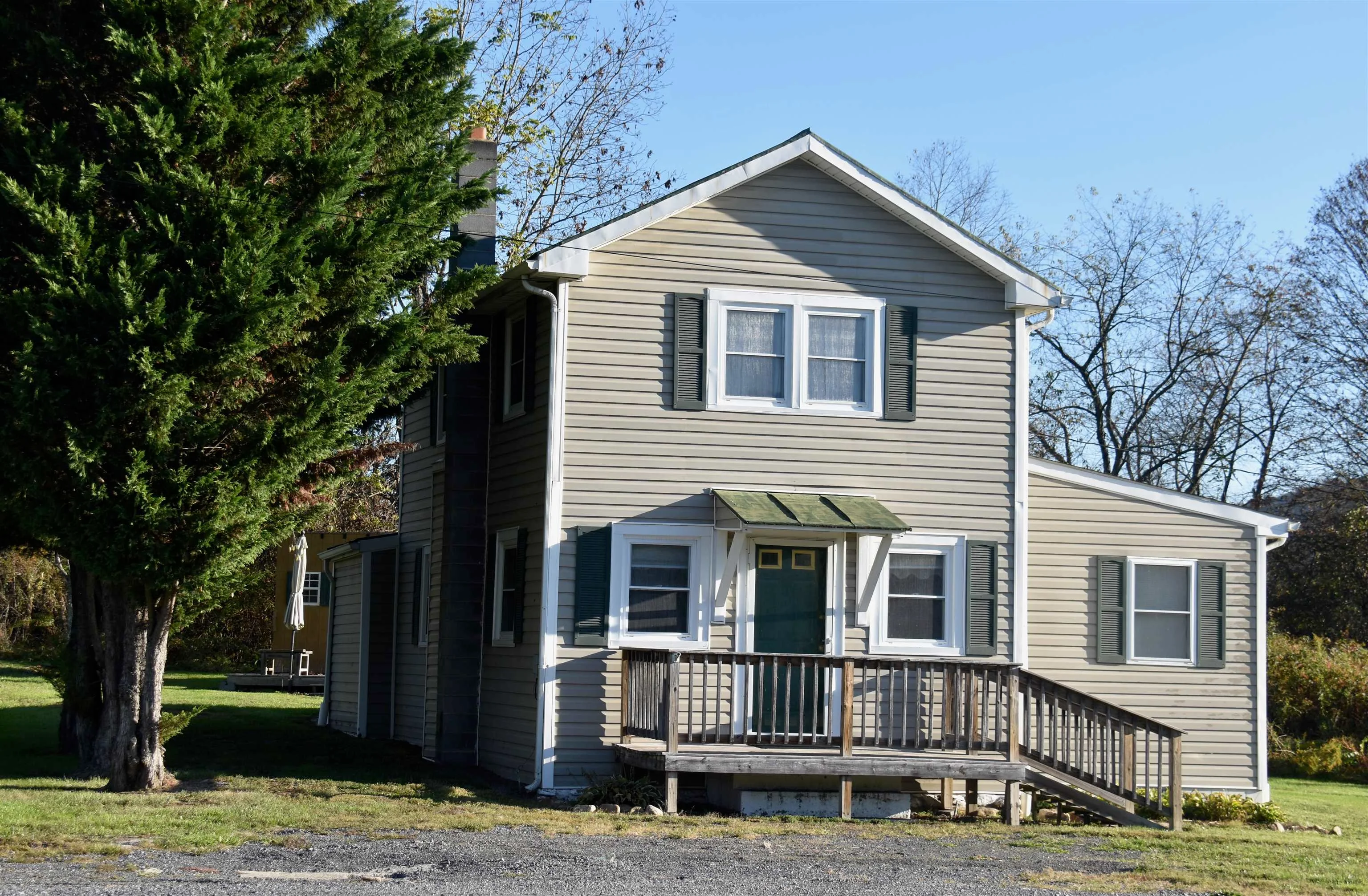 8593 Highland Tpke, Mcdowell, VA, 24458