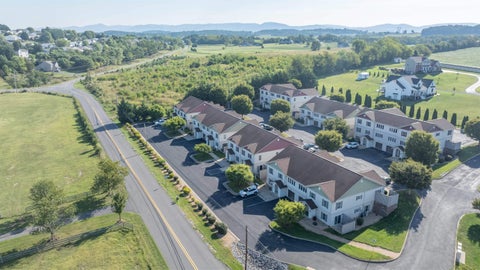 Photo for 17 ROSEWOOD CT