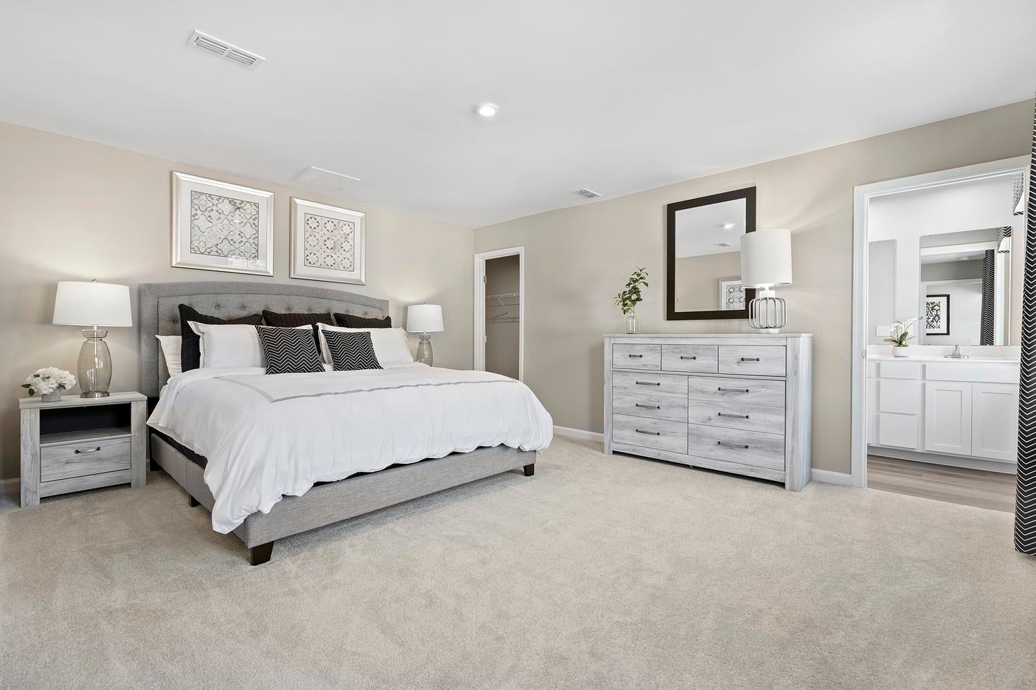 3 WHITE BIRCH RD