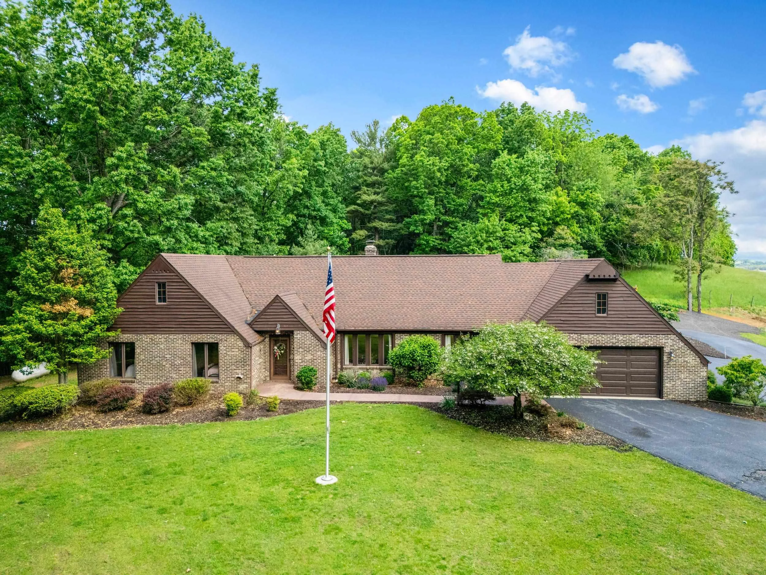 30 Scenic View Dr, Swoope, VA, 24479