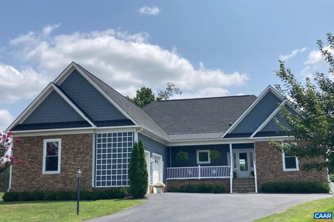 Photo of 267 Heritage Dr, Zion Crossroads, VA 22942 (MLS # 668037)