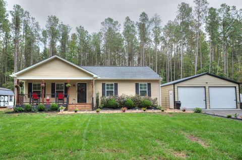 Photo of 2635 Bumpass Rd, Beaverdam, VA 23015 (MLS # 669781)