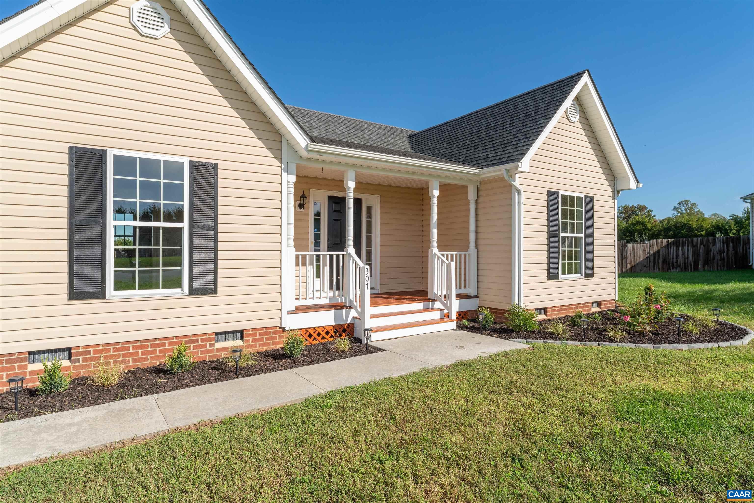 307 IRONHOUND DR