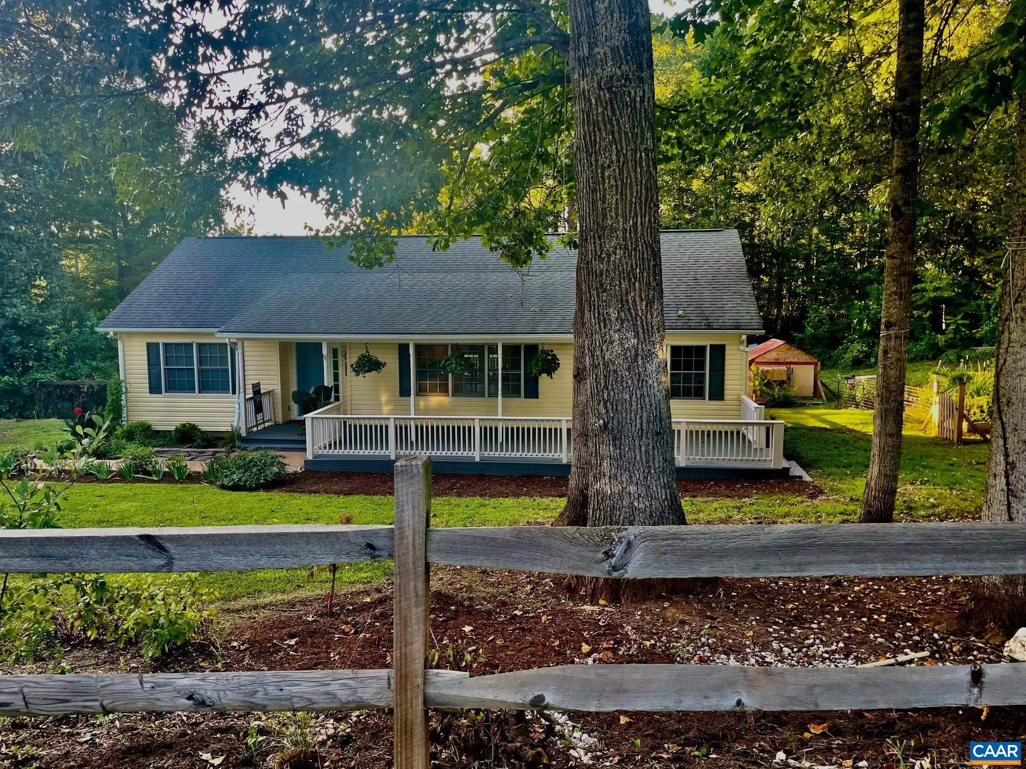 103 Horseshoe Rd