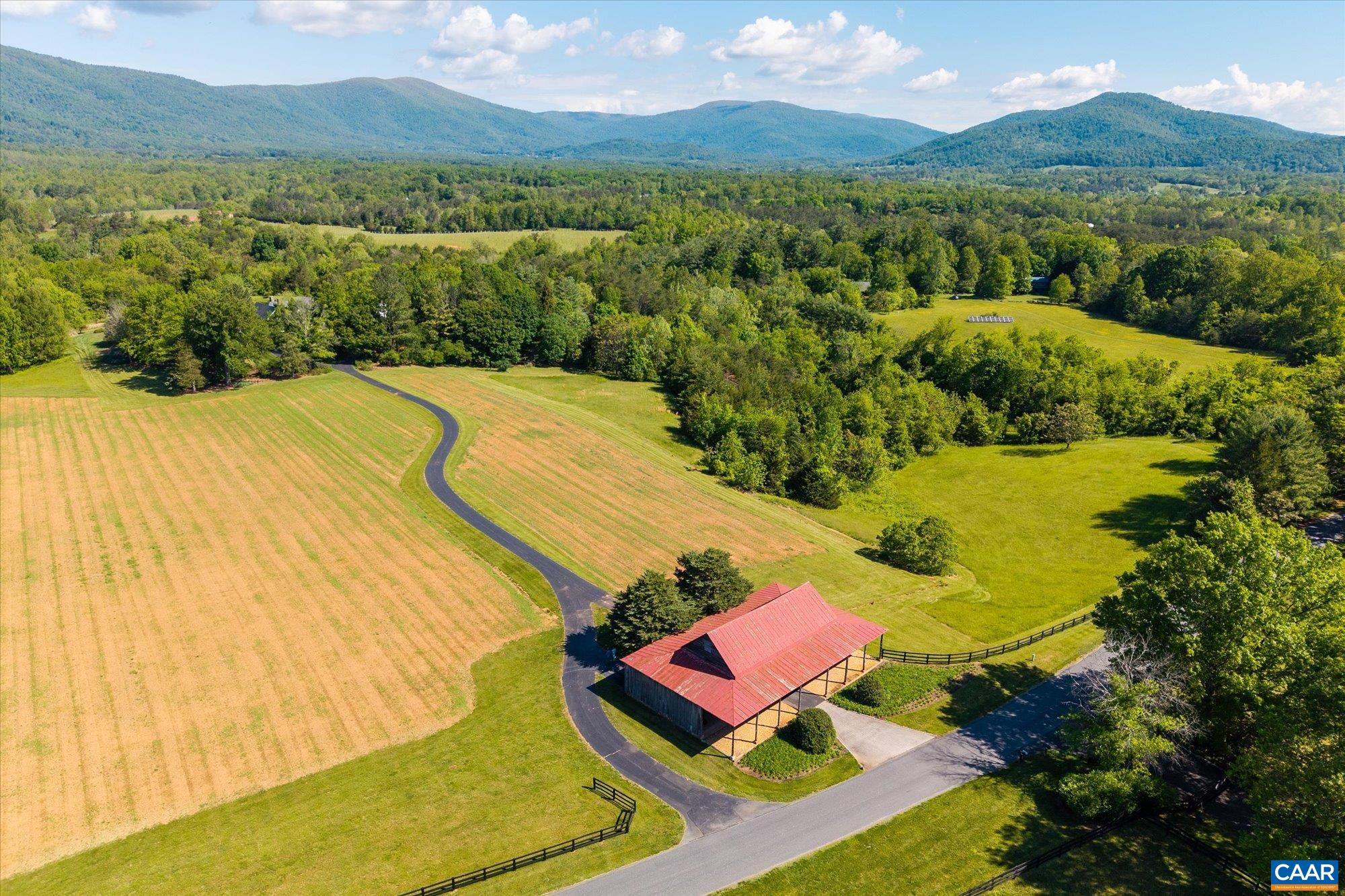 5282 SUGAR RIDGE RD