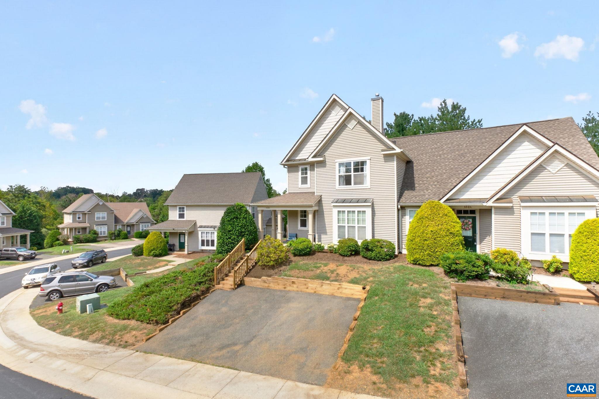 1332 STONEY RIDGE RD