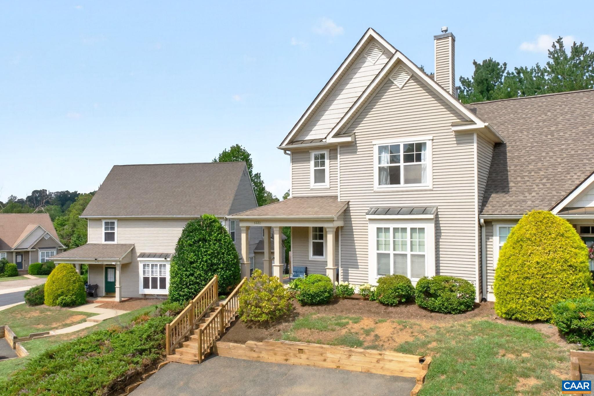 1332 STONEY RIDGE RD