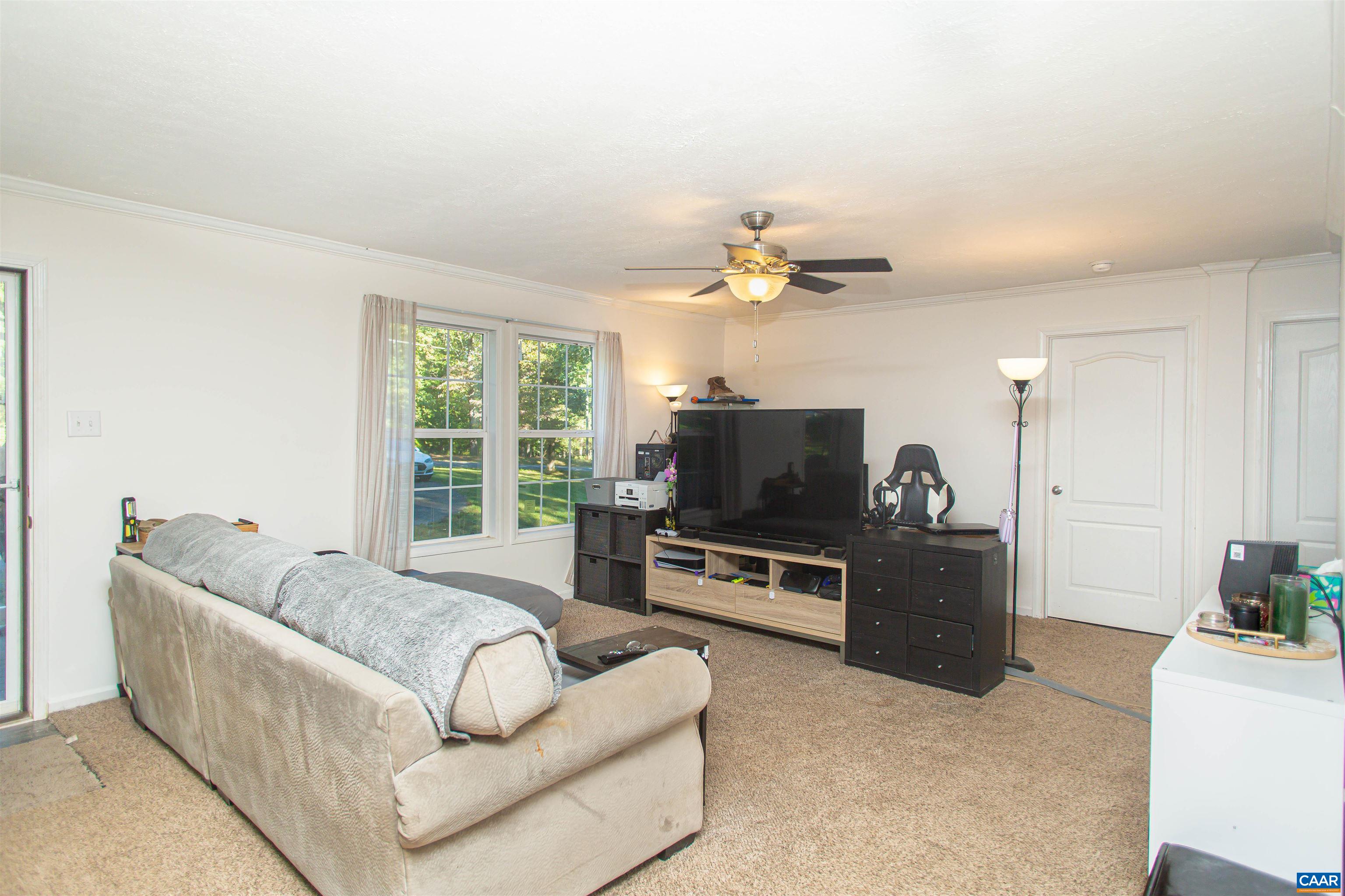14359 DICKERSONS LN
