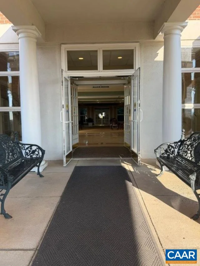 500 Crestwood Dr Unit 2207