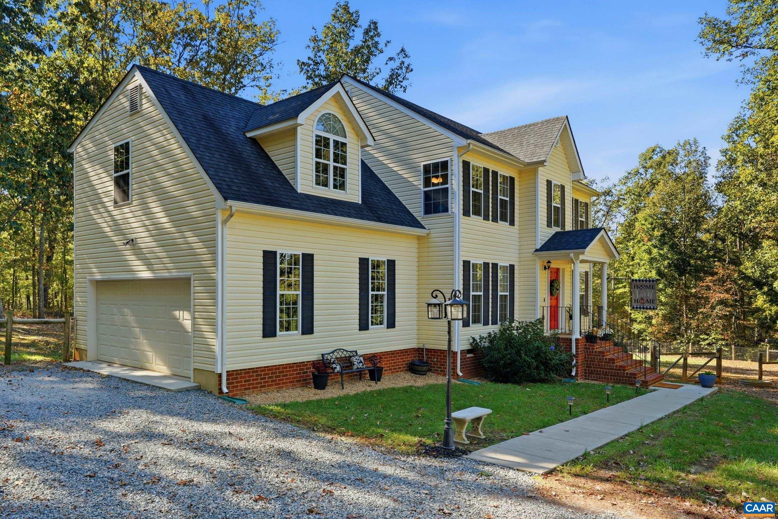 5 DAWNS RIDGE RD