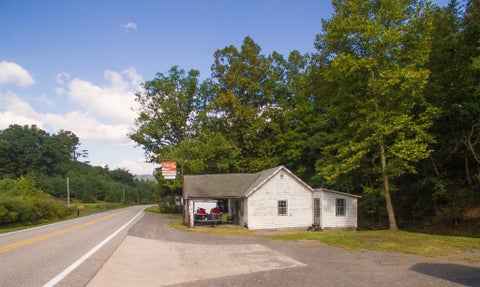 Photo for 15847 HIGHLAND TPKE