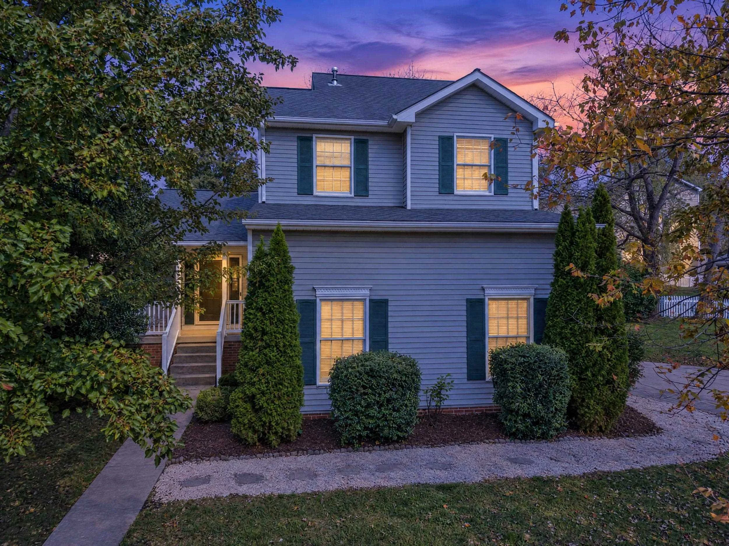 1120 King Edwards Way