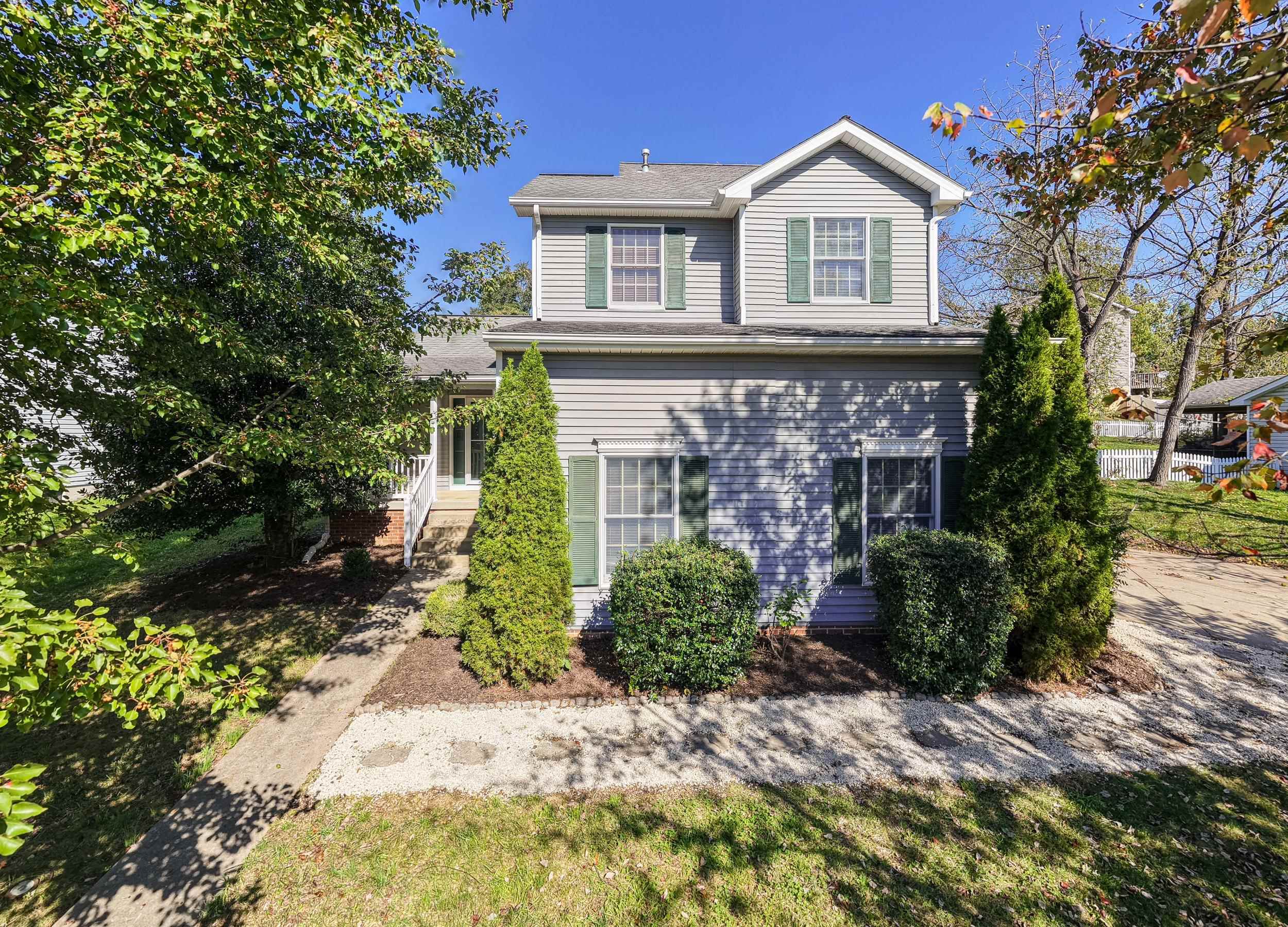 1120 KING EDWARDS WAY