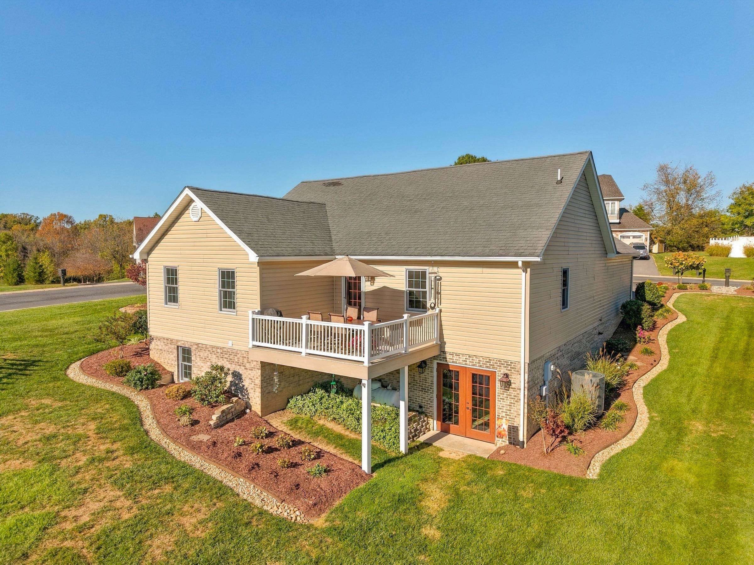 20 FOXCREST RIDGE