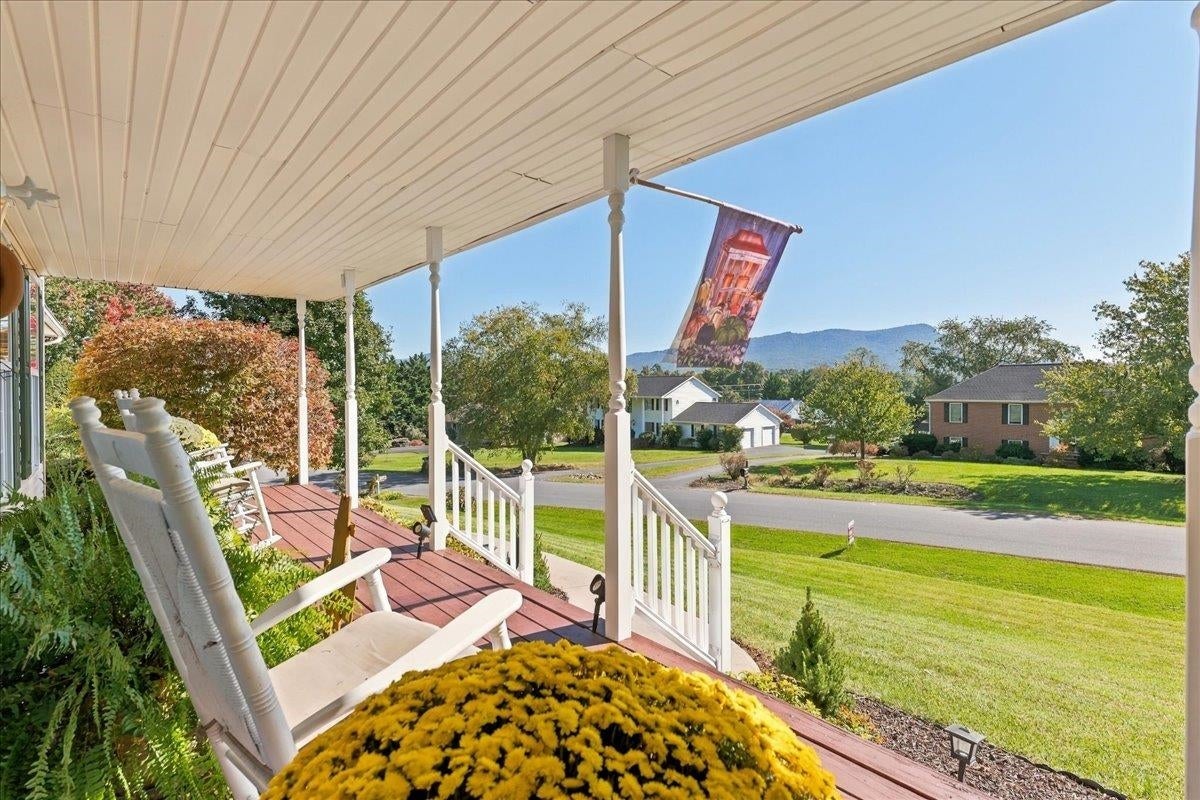 61 CONFEDERACY DR