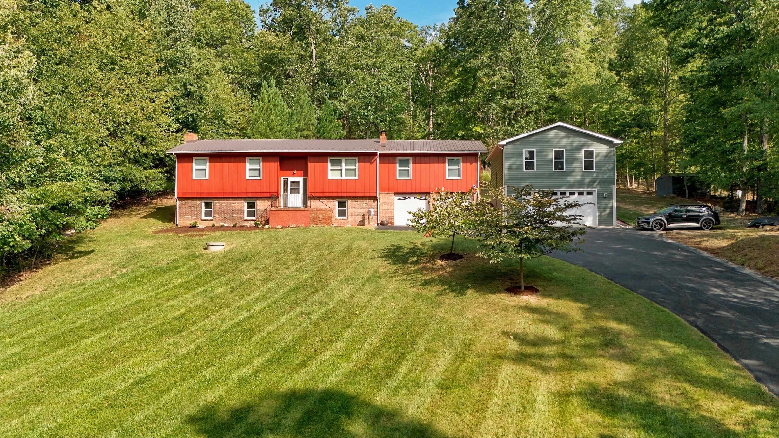 722 CALF MOUNTAIN RD