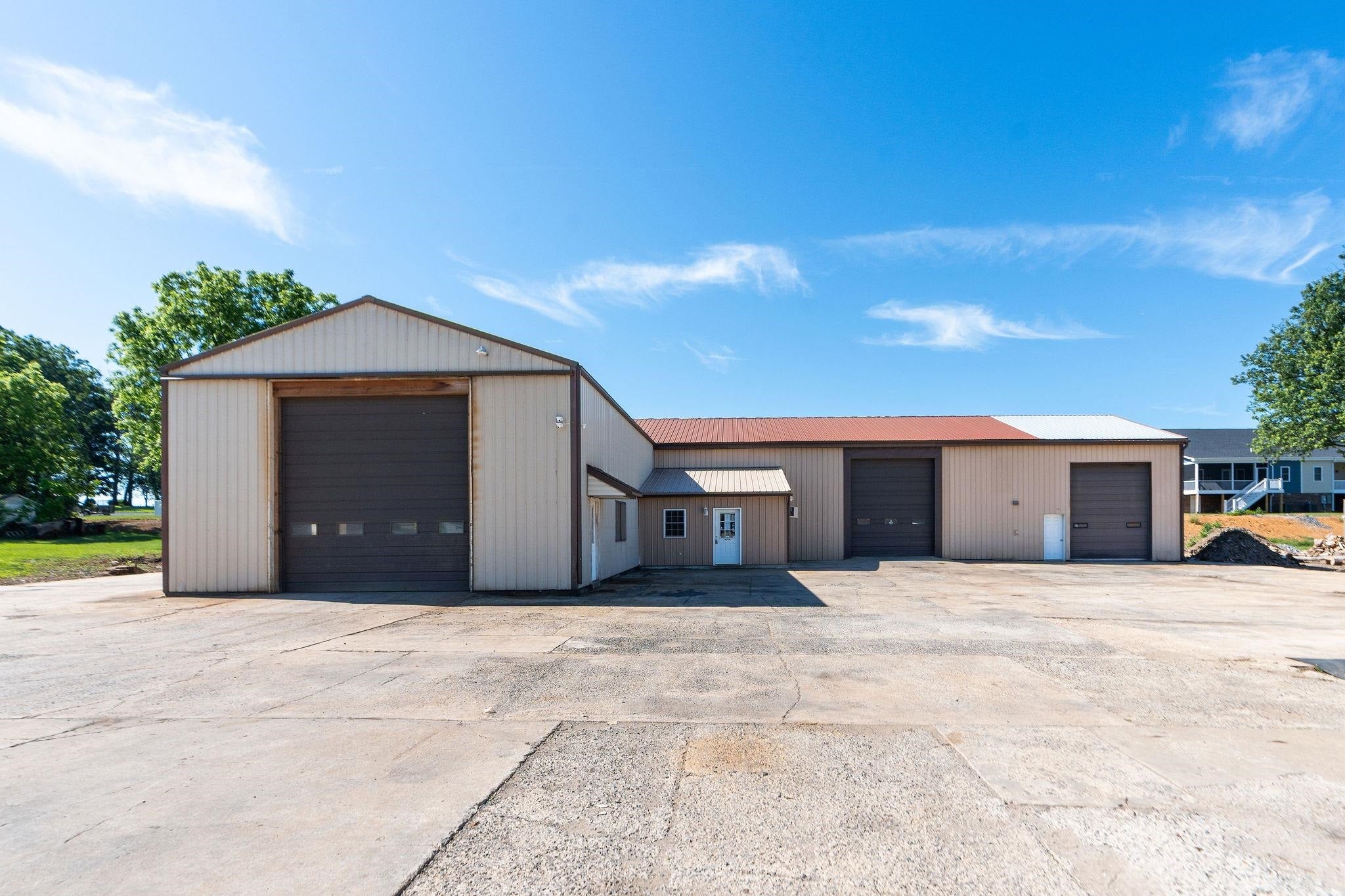 3231 STUARTS DRAFT HWY