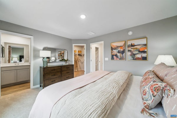 247 OLDFIELD DR, CHARLOTTESVILLE, VA 22902 - Image 2392eaa0411b31b16f39059de1c4e964/1102105681