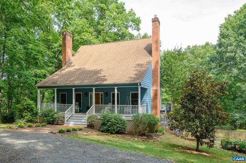 Photo of 4994 Stony Point Pass, Keswick, VA 22947 (MLS # 655539)