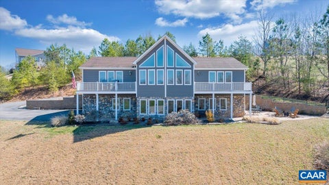 Featured picture for the property 674465