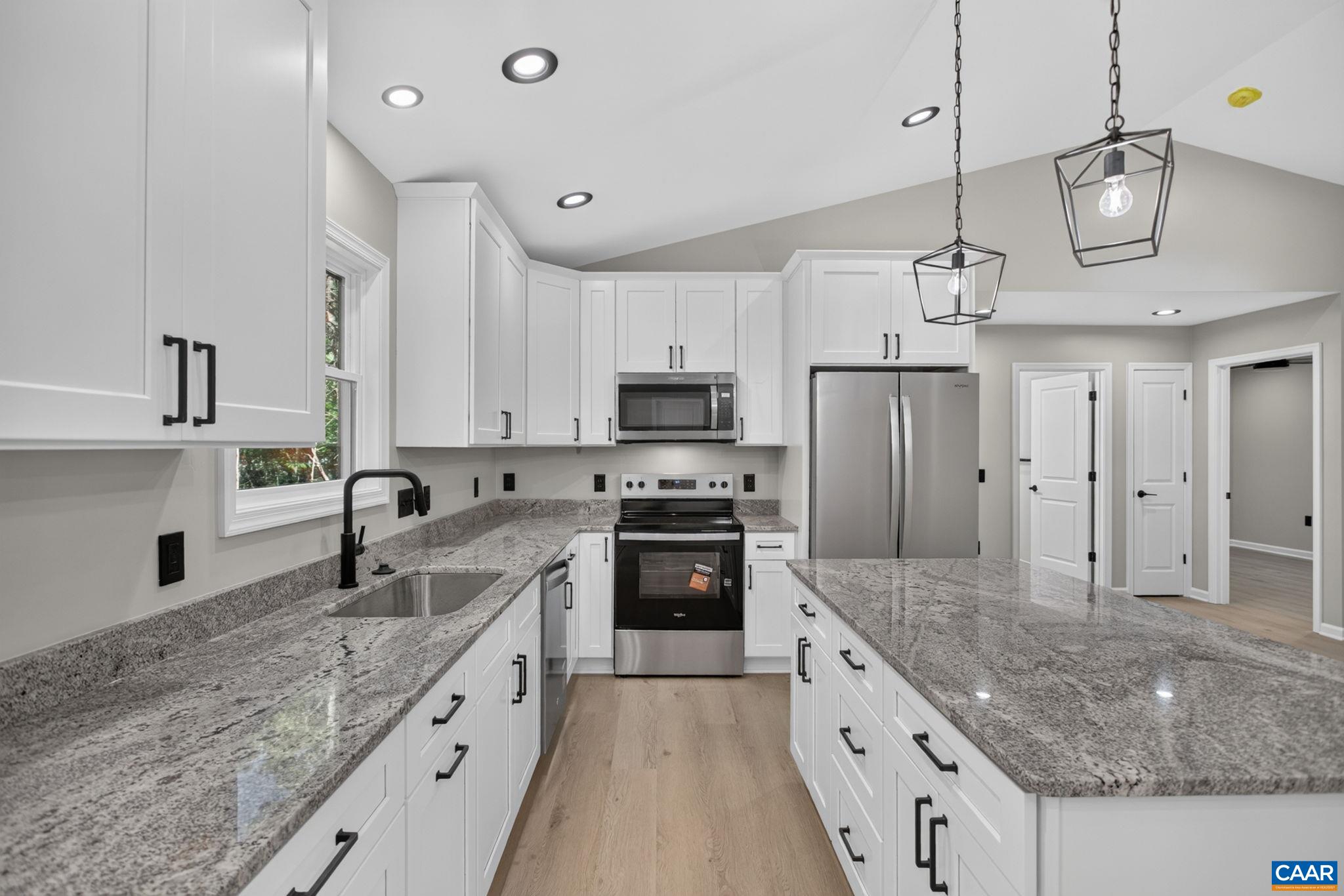 123 FOREST CHAPEL LN