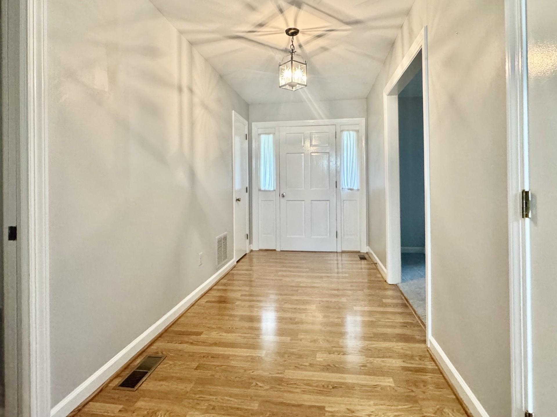 81 MIDDLEBROOK ST
