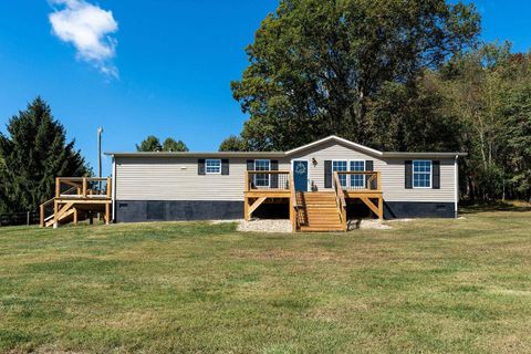 Photo of 713 Newport Rd, Steeles Tavern, VA 24476 (MLS # 669804)