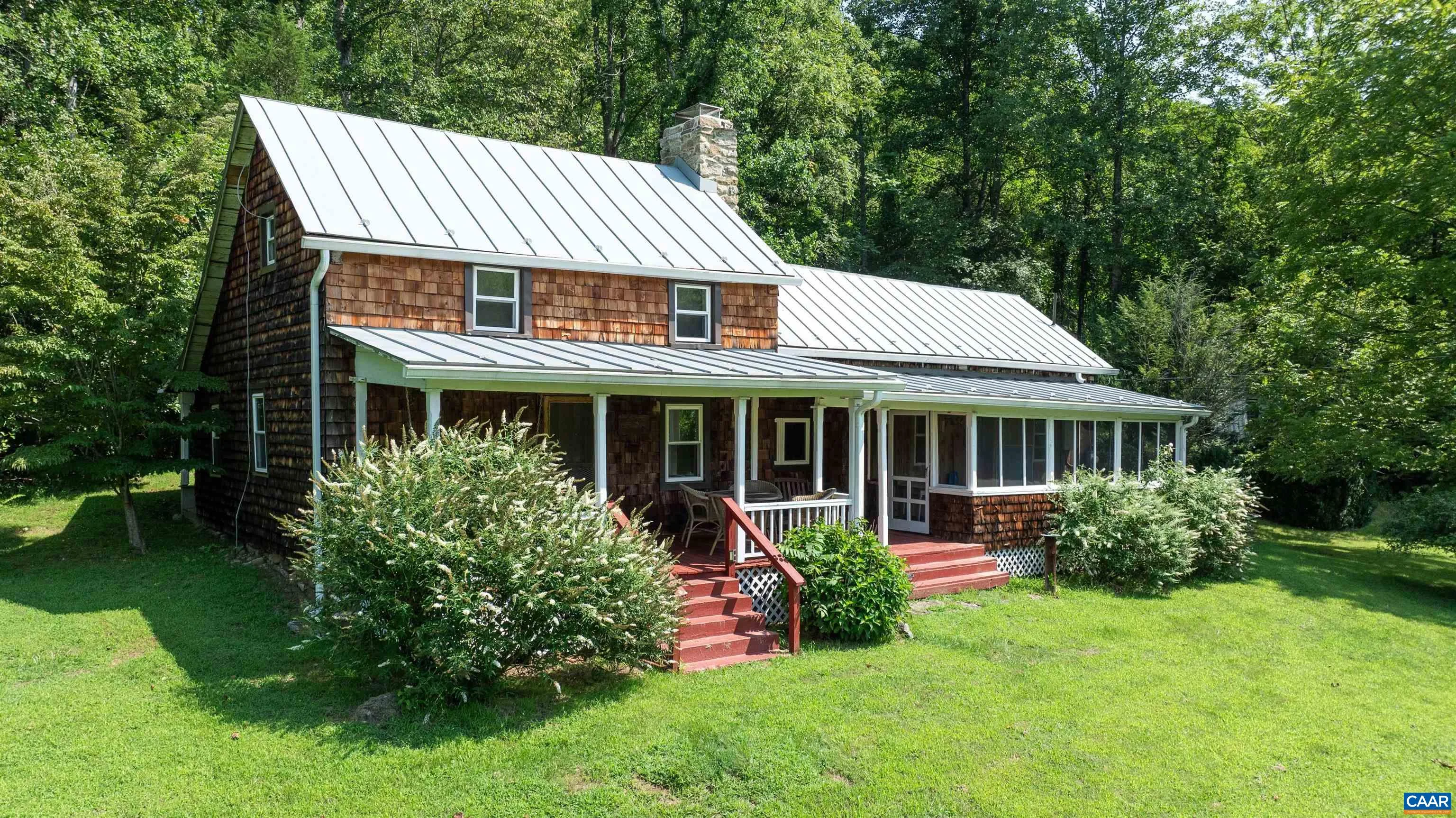 2042 Weakley Hollow Rd, Syria, VA, 22743