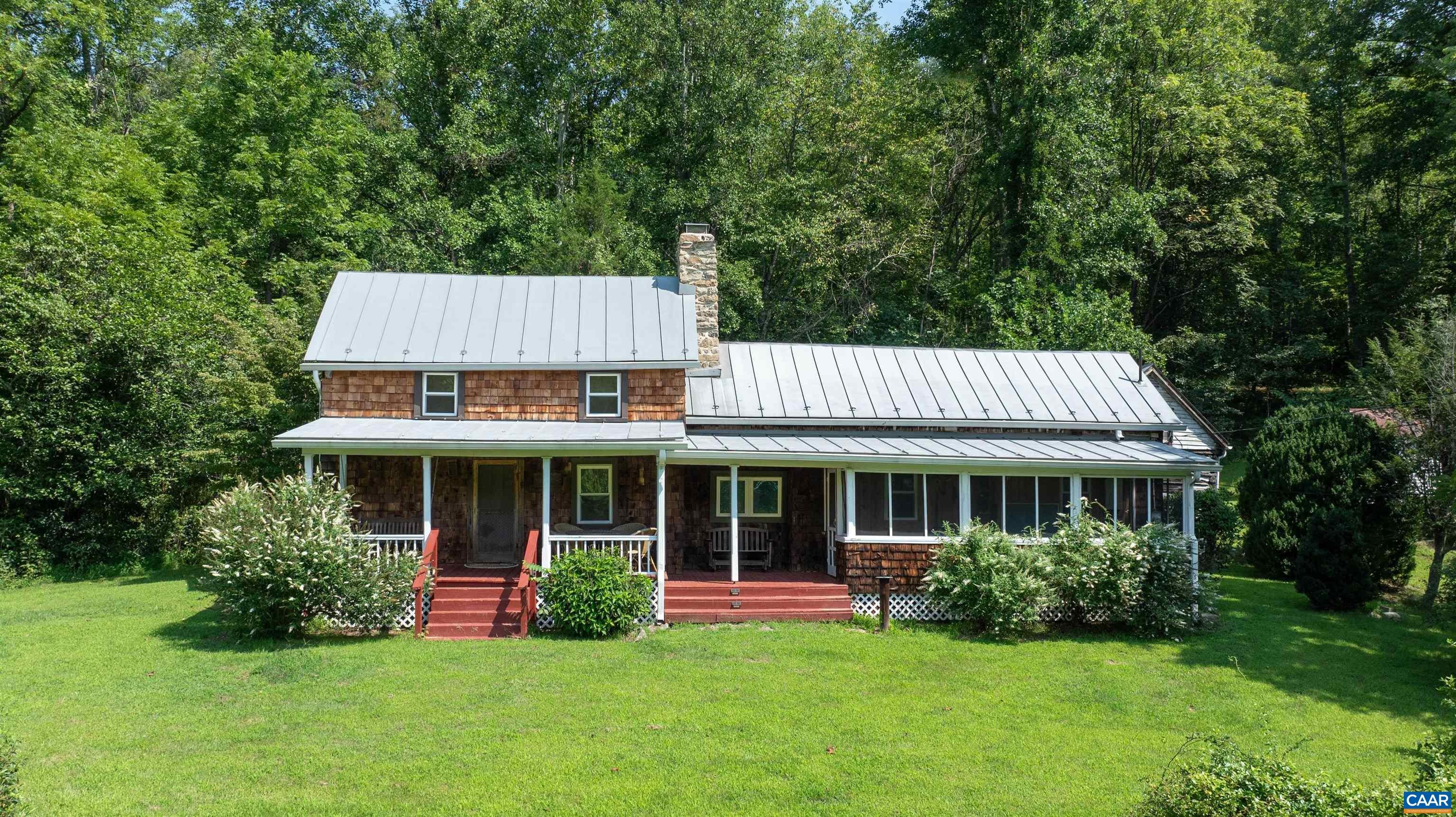 2042 WEAKLEY HOLLOW RD