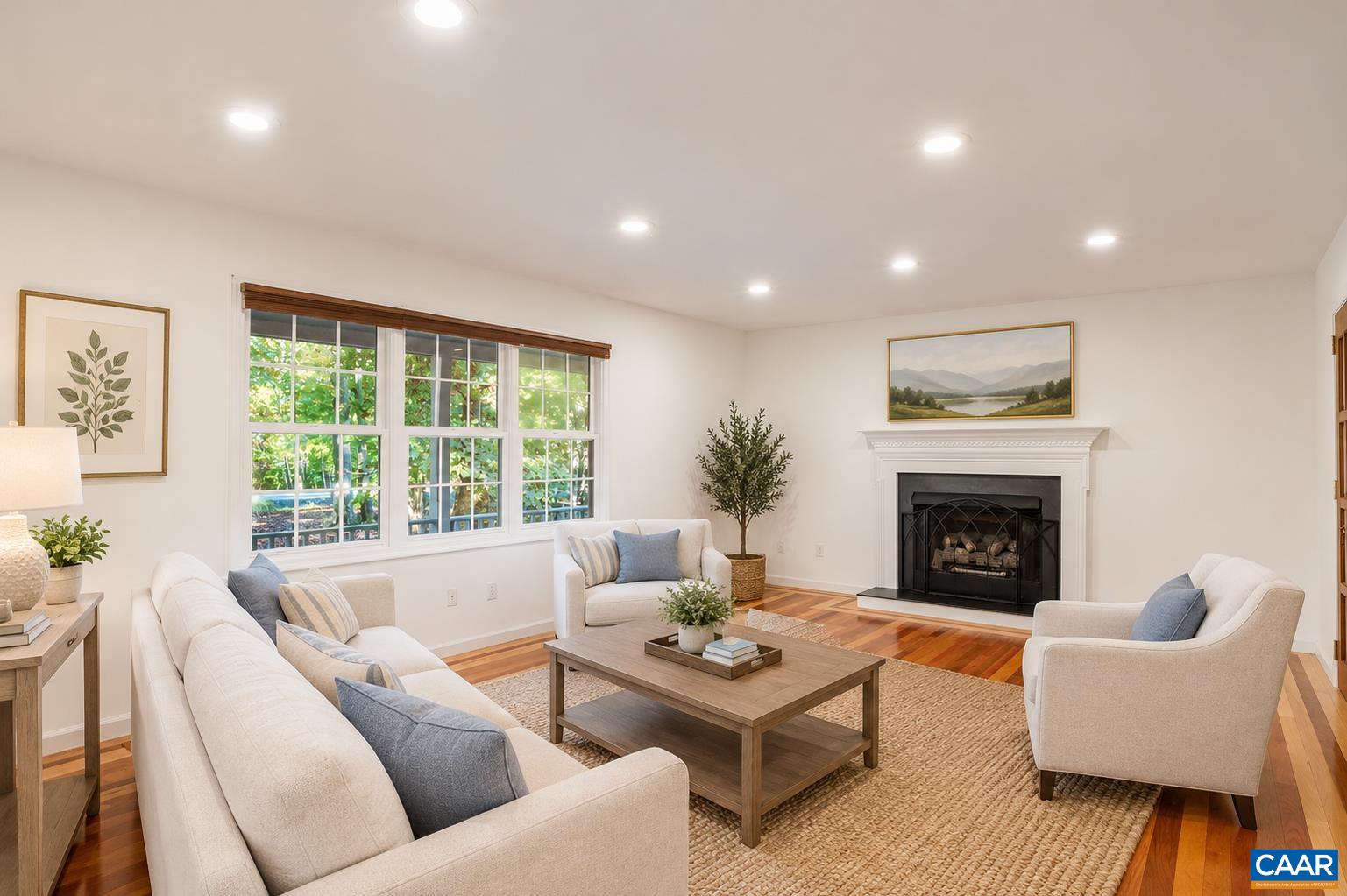 17 LONG LEAF LN