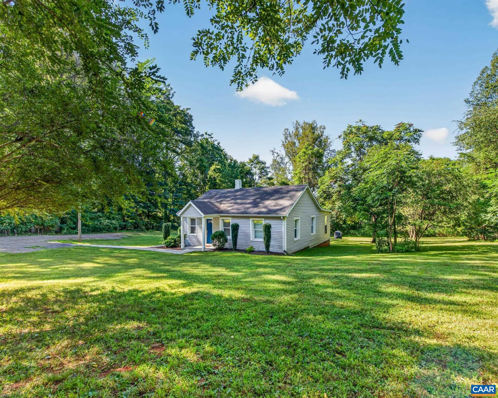 8696 HOWARDSVILLE TPKE