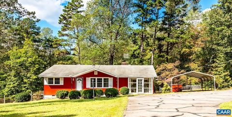 Photo of 28631 James Madison Hwy N, New Canton, VA 23123 (MLS # 669739)