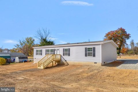 Photo of 304 Lucketts Alley, Gordonsville, VA 22942 (MLS # VAOR2009178)