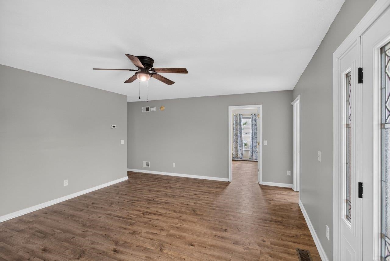 2110 RAMBLEWOOD RD