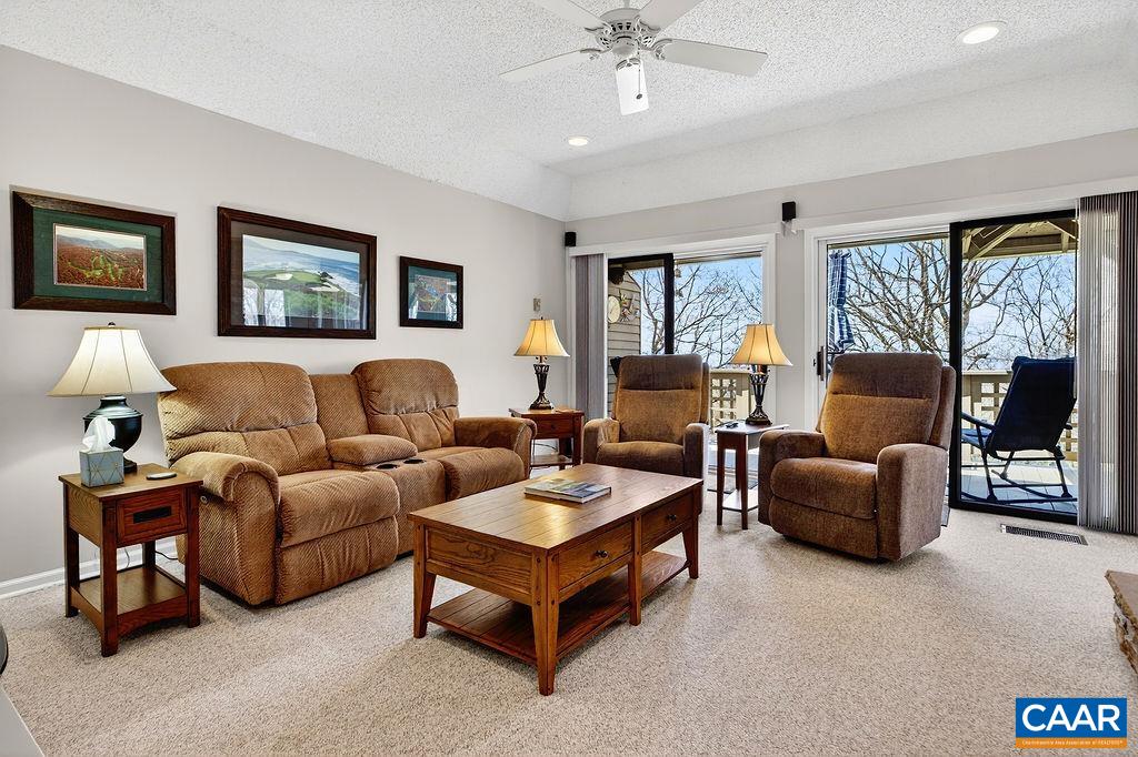 2063 STONE RIDGE CONDOS