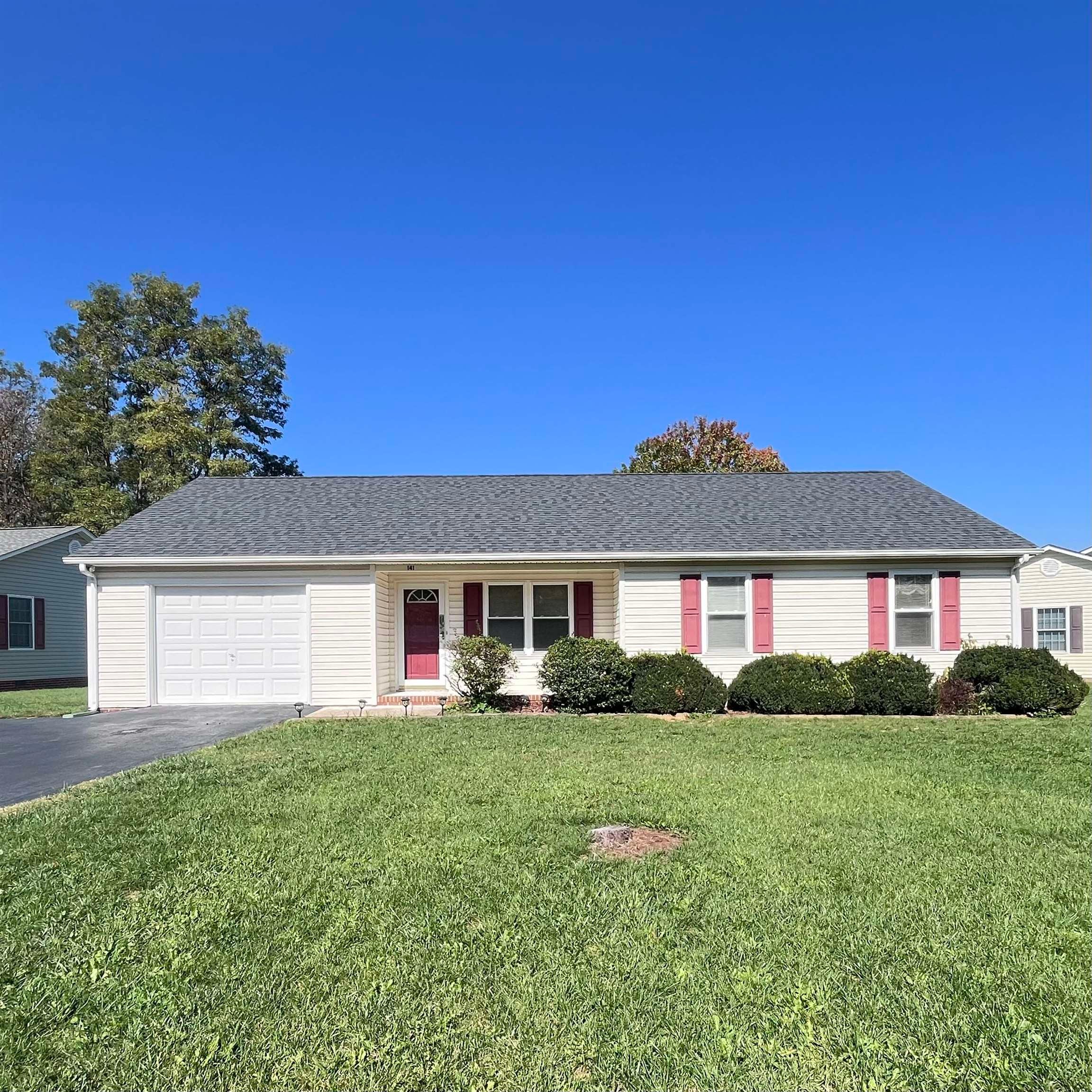 141 IRIS DR