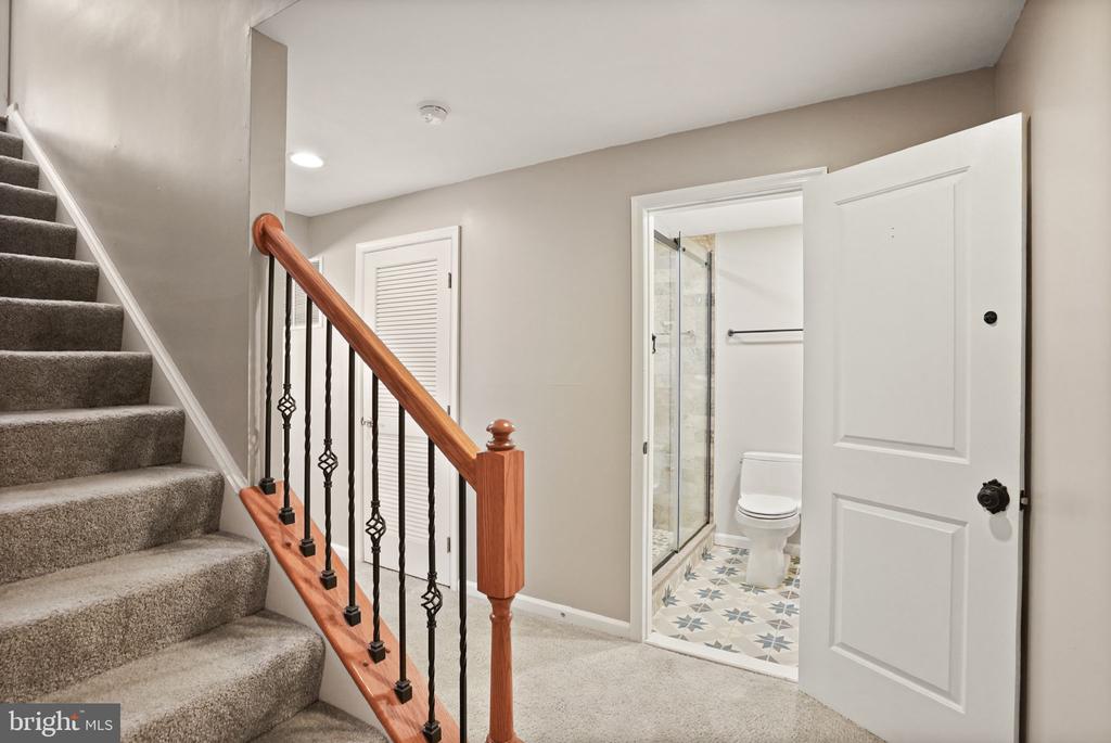 Culpeper, Virginia 22701, United States, 4 Bedrooms Bedrooms, ,4 BathroomsBathrooms,Residential,Pending,203228