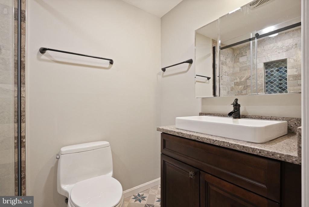 Culpeper, Virginia 22701, United States, 4 Bedrooms Bedrooms, ,4 BathroomsBathrooms,Residential,Pending,203228