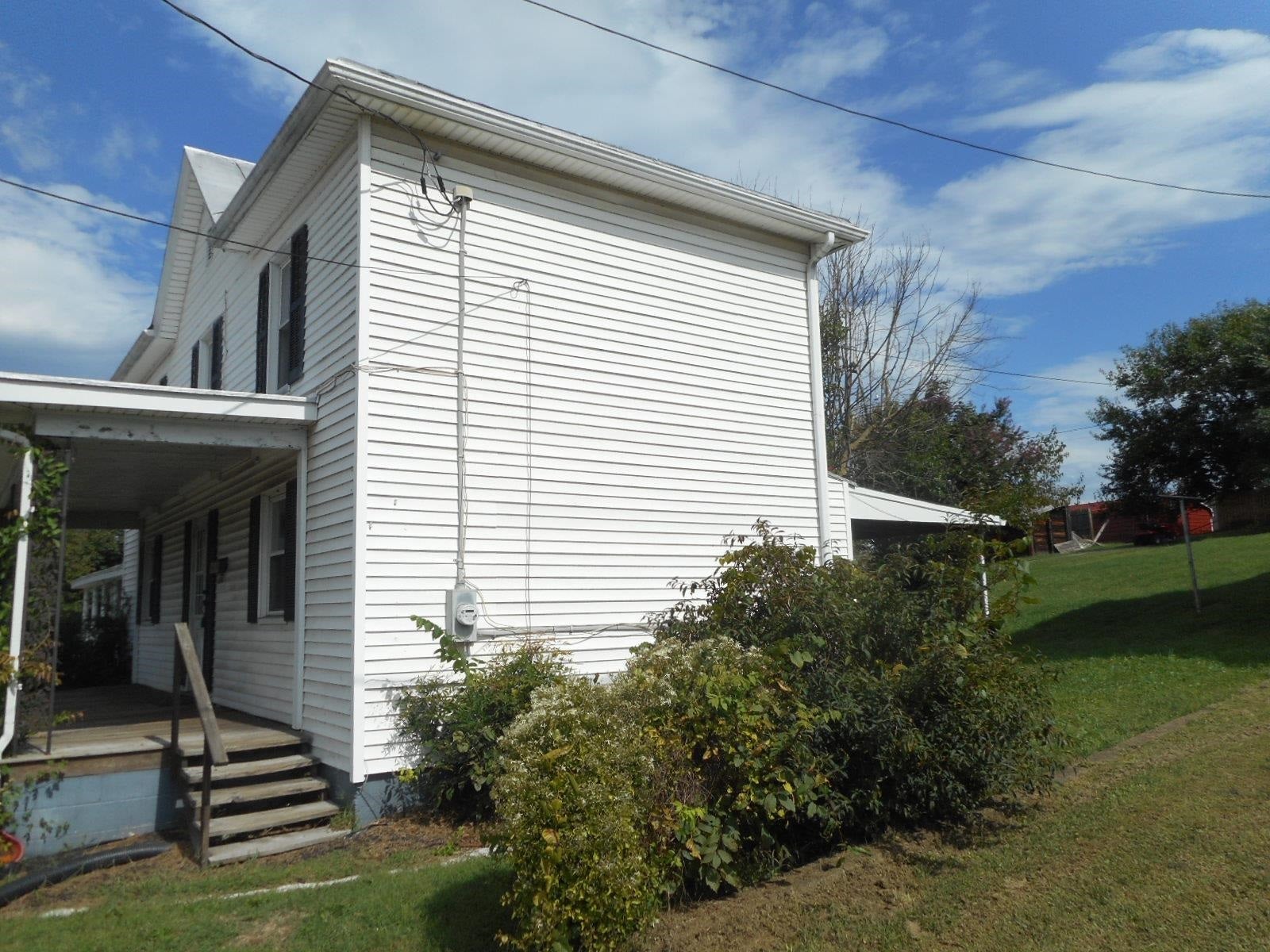 312 FIRST ST