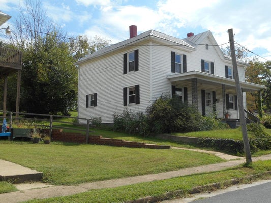 312 FIRST ST, SHENANDOAH, VA 22849 - Image 3a08ccb09878e8d87bbfb0041dcb2440/391834169