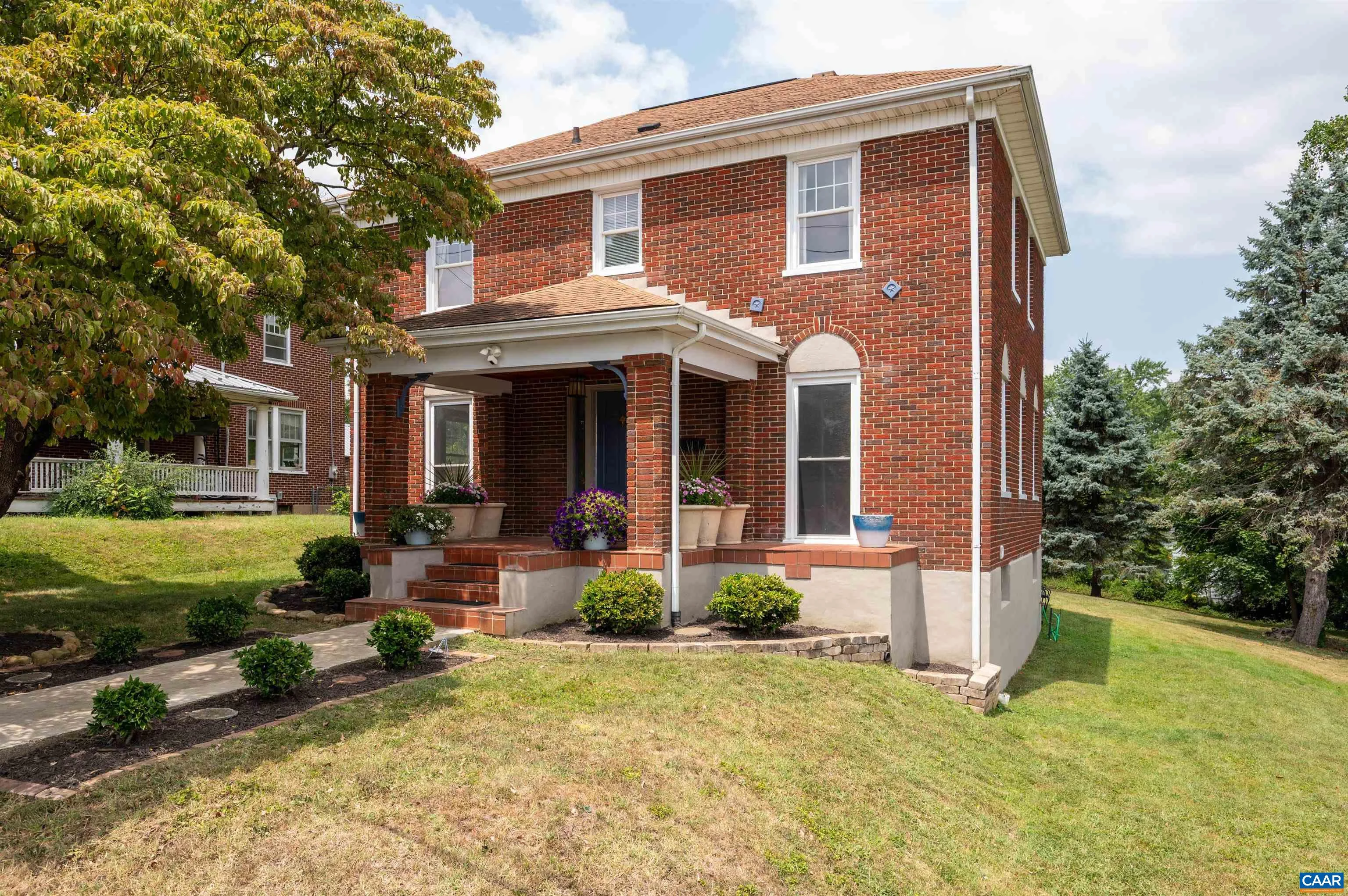 437 Florence Ave