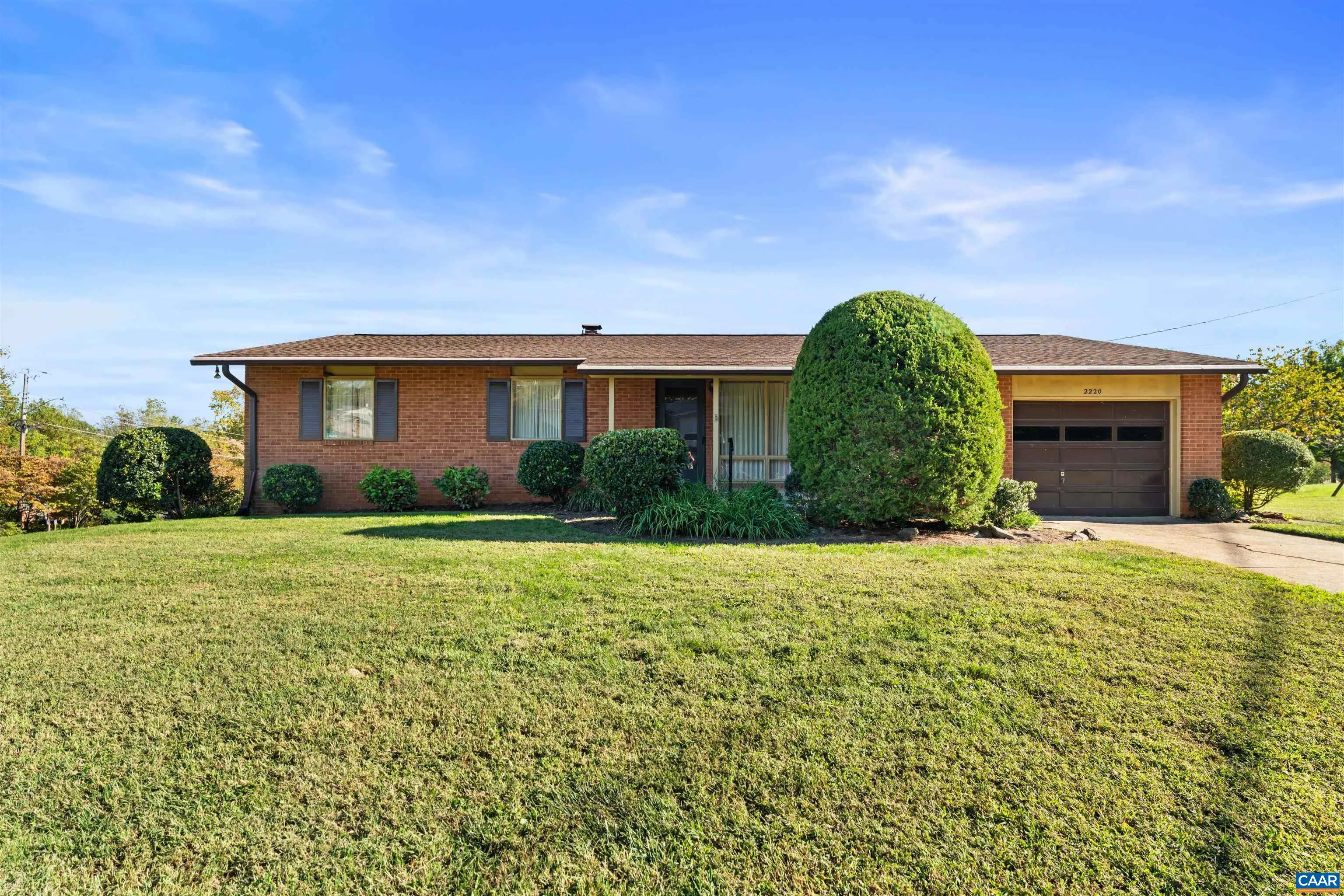 2220 Dominion Dr