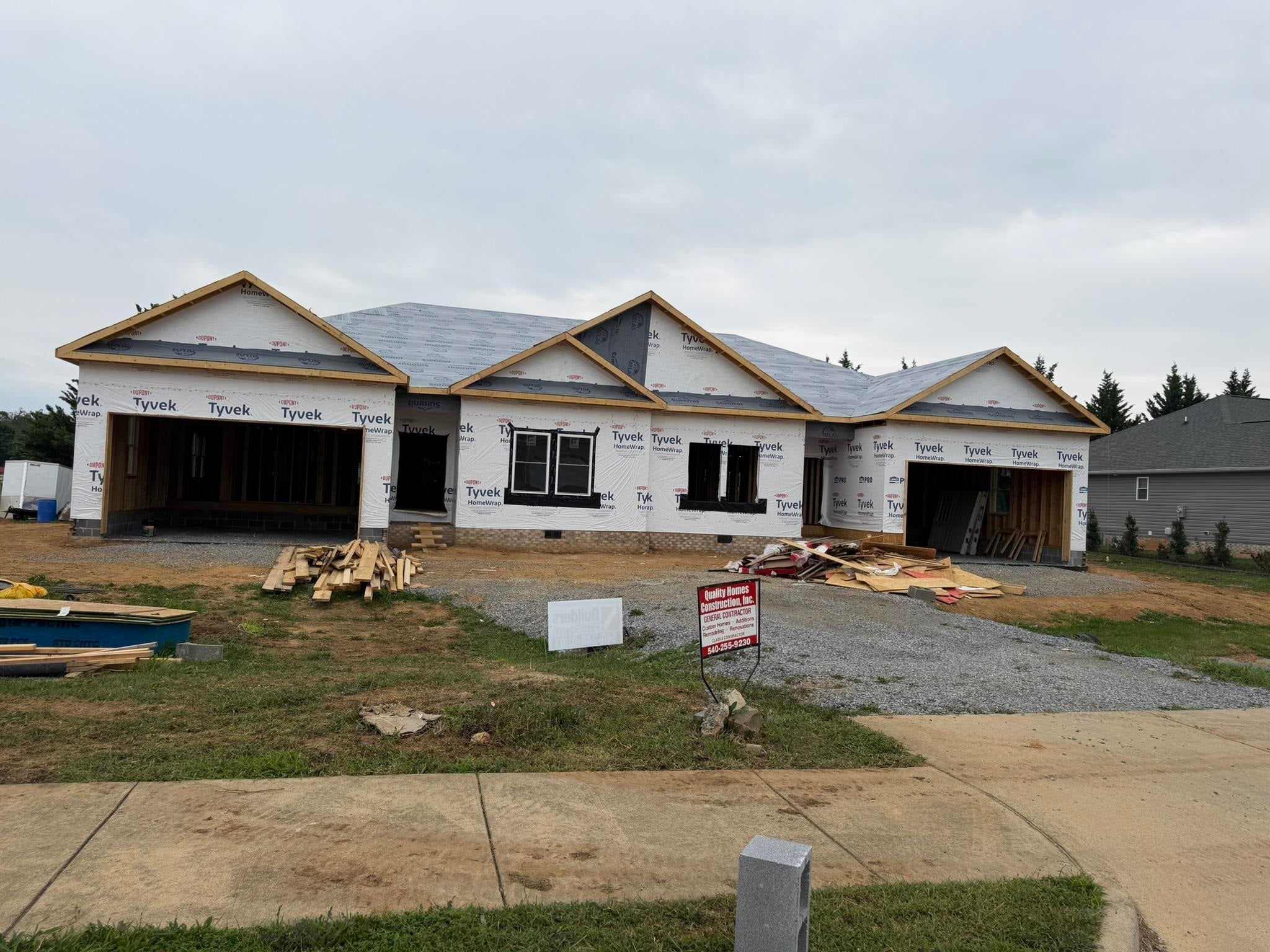 8 MERIWETHER CIR