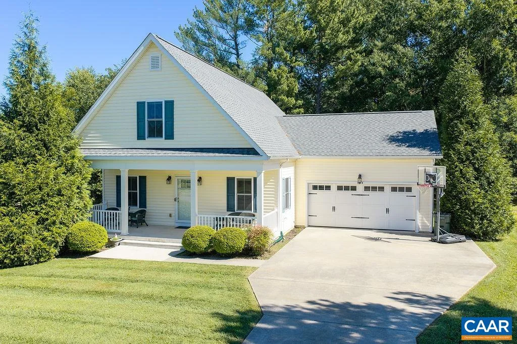 632 Coniston Manor Dr